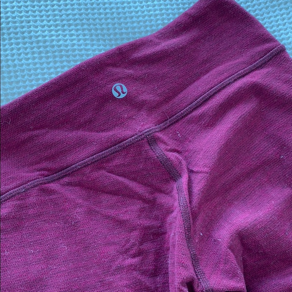 Lululemon wine colored full length legging